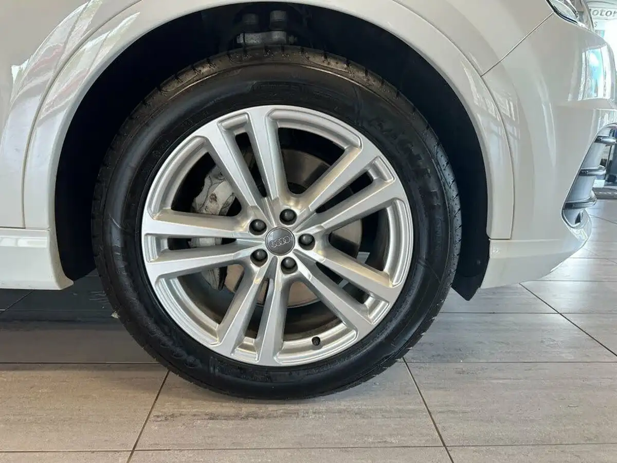 2018-audi-q7-30-50-tdi-s-line-big-26