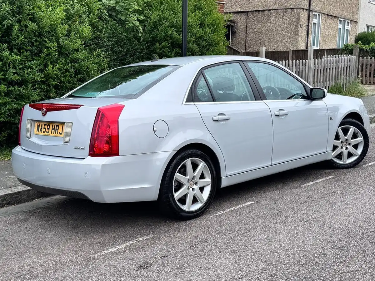 2009-cadillac-bls-20-elegance-175ps-saloon-4d-auto-big-5