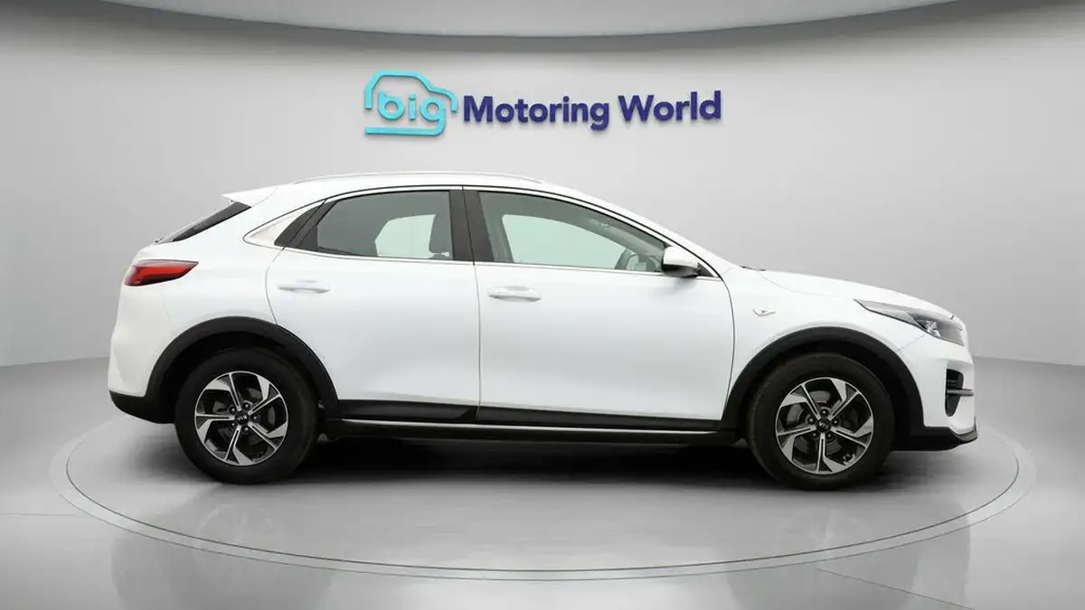 2021-kia-xceed-10-t-gdi-2-big-7