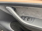 2022-tesla-model-y-e-long-range-small-17