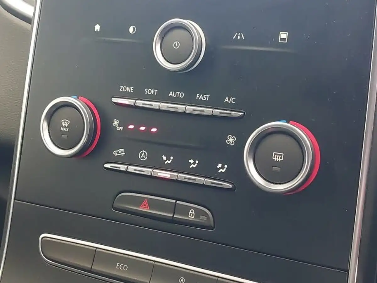 2019-renault-scenic-13-tce-iconic-big-12