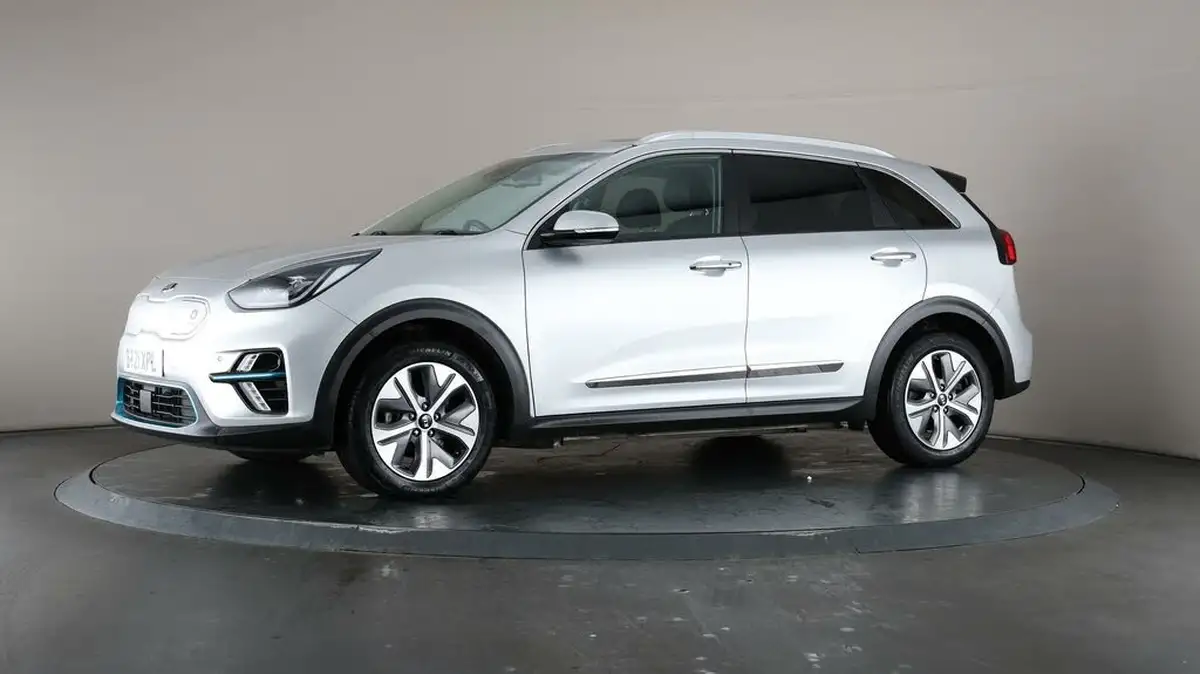 2021-kia-e-niro-ev-4-big-42