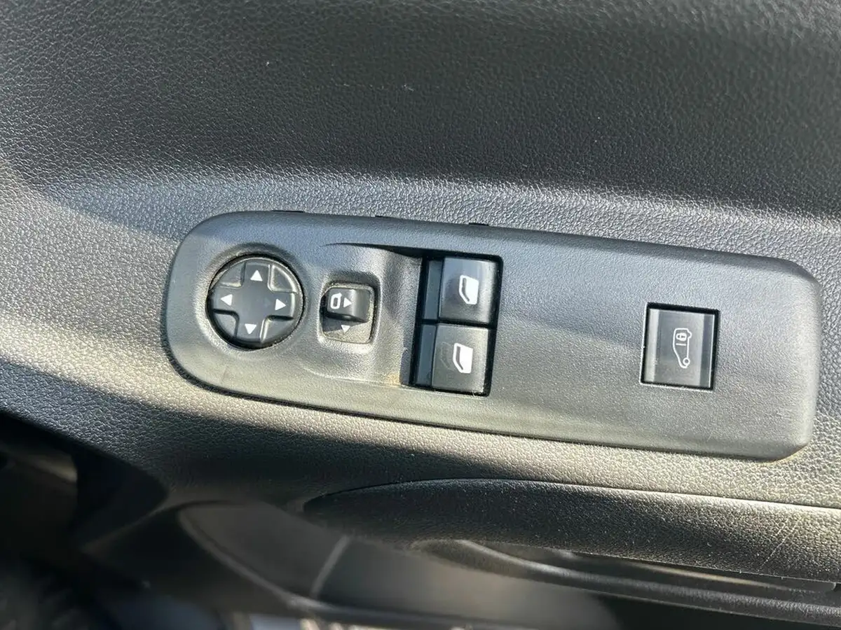 2022-peugeot-partner-15-bluehdi-1000-professional-premium-100pseu6d-big-16
