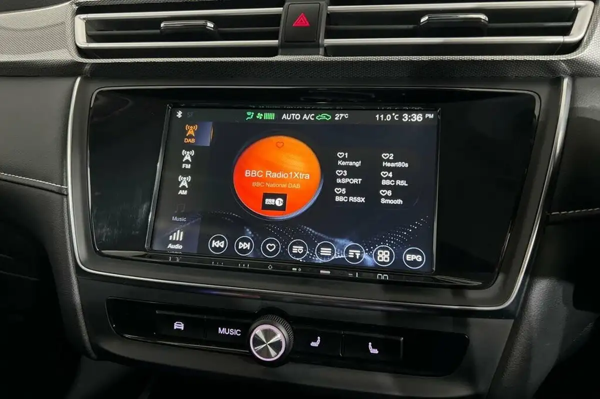 2021-mg-mg5-e-exclusive-ev-long-range-big-33