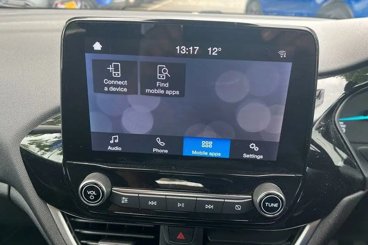 2022-ford-fiesta-10t-trend-100ps-5d-big-27