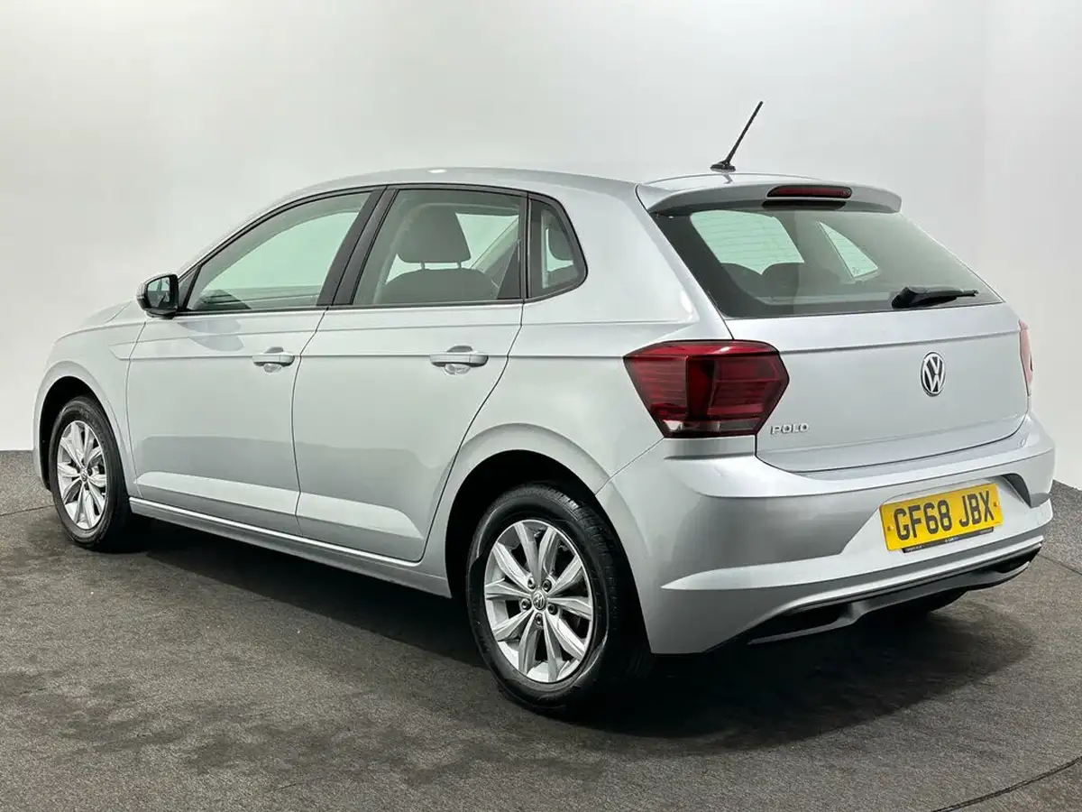 2018-volkswagen-polo-10-tsi-se-big-5