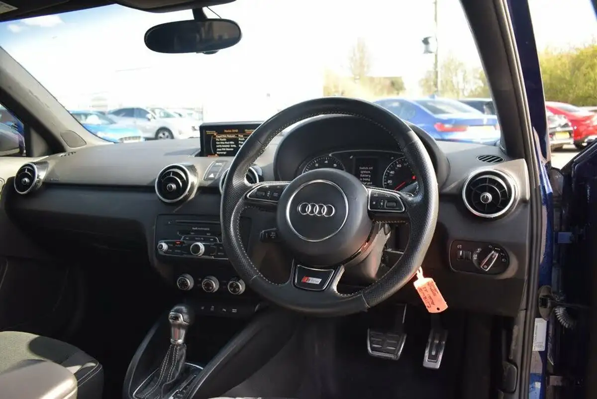 2018-audi-a1-14-tfsi-s-line-nav-125ps-sportback-5d-tronic-big-2