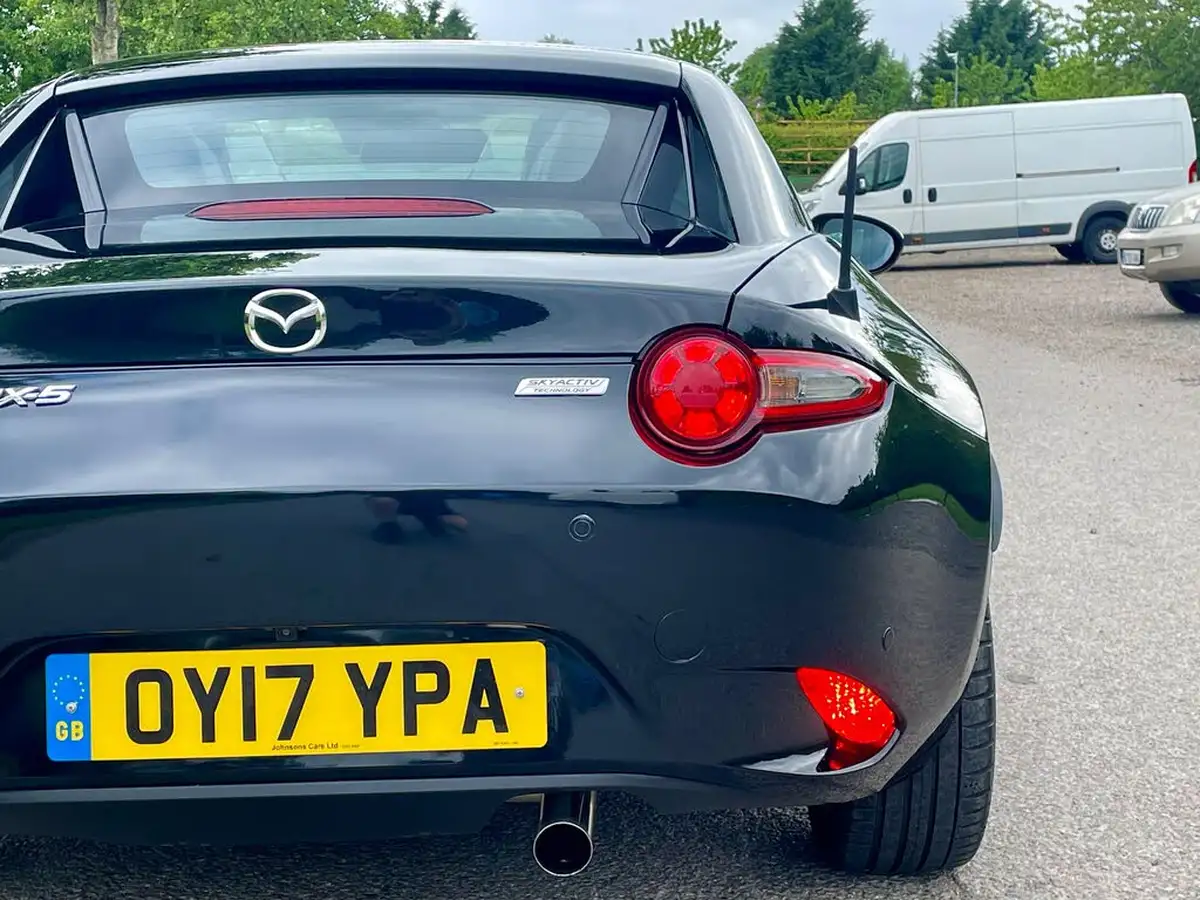 2017-mazda-mx-5-20-sport-rf-big-10