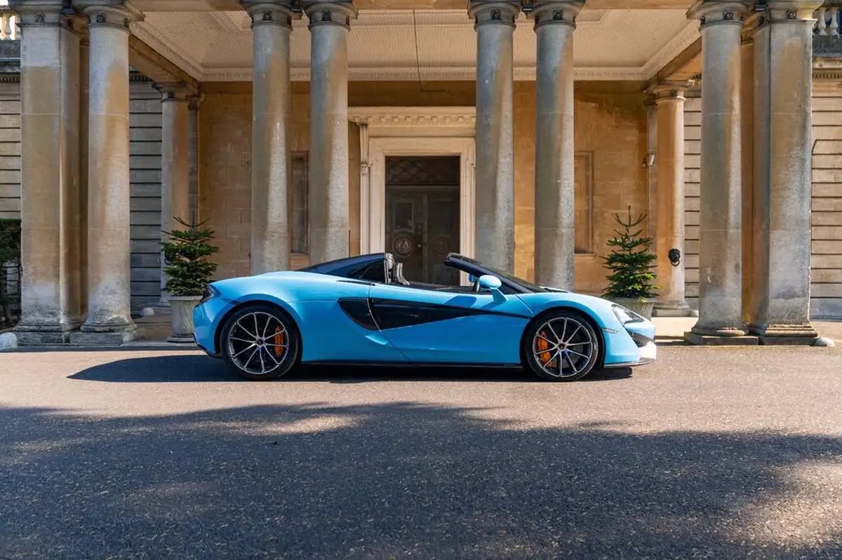 2018-mclaren-570s-38-coupe-big-12