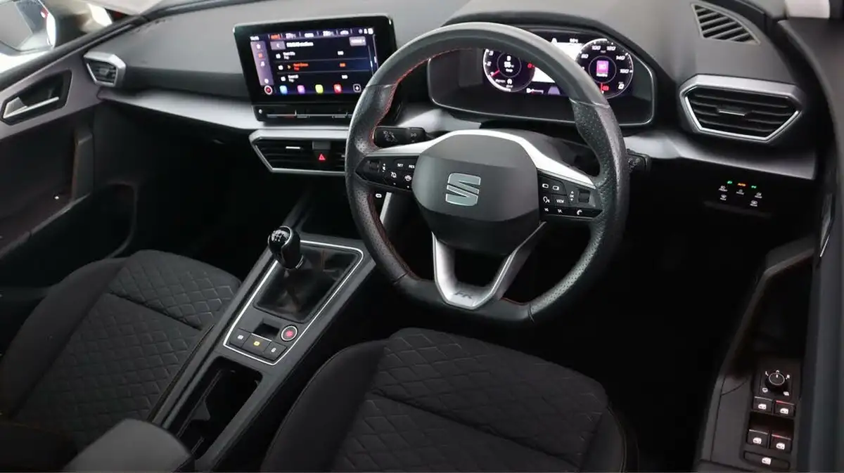 2020-seat-leon-15-tsi-evo-fr-150ps-estate-big-9