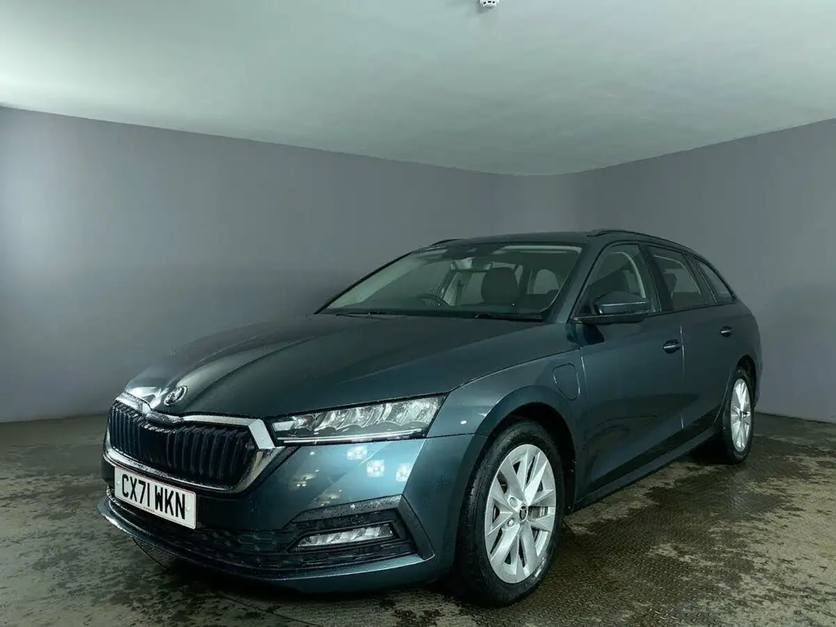 2021-skoda-octavia-14-tsi-se-technology-estate-big-3