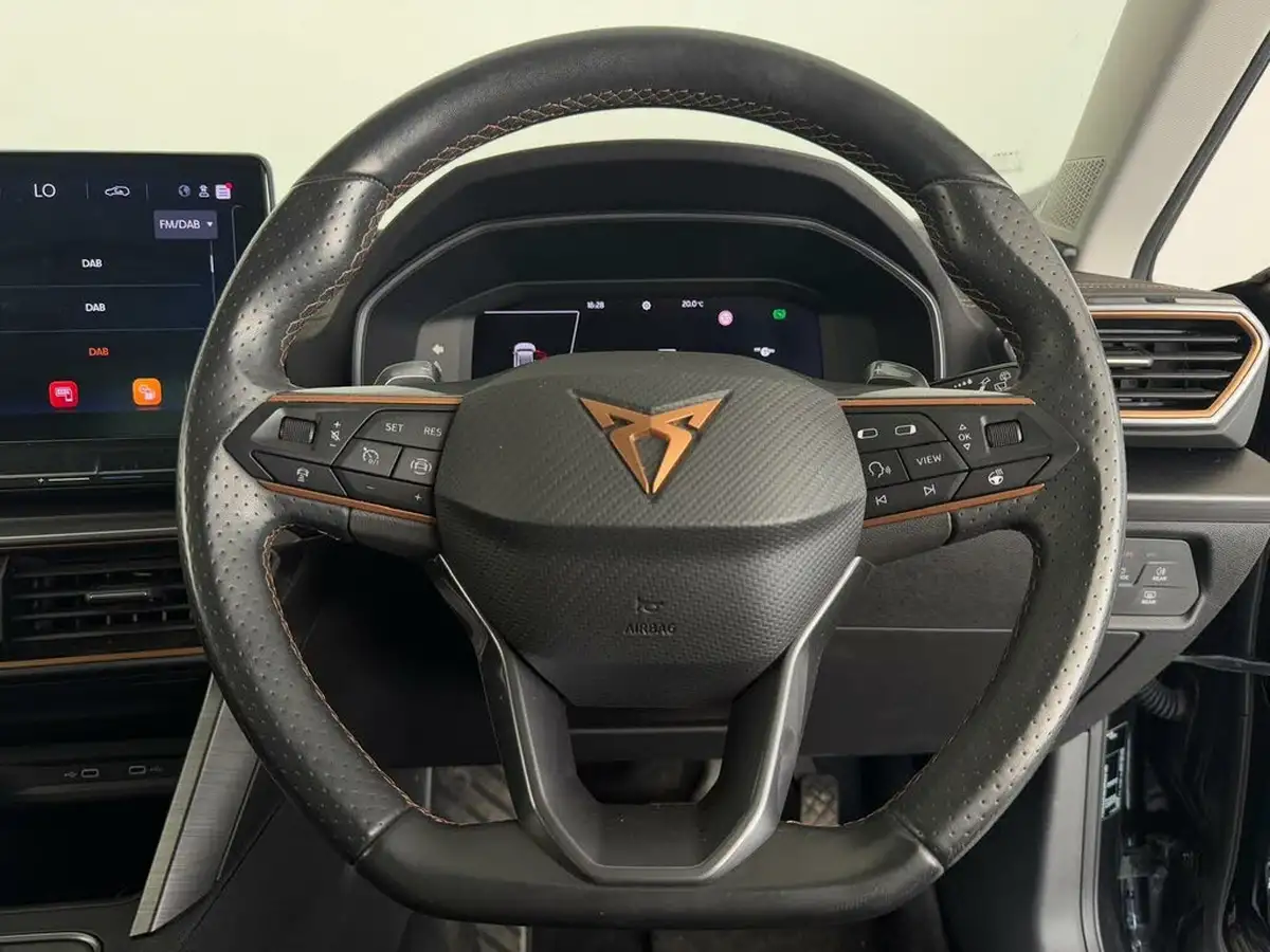2021-cupra-formentor-14-e-hybrid-v1-big-44