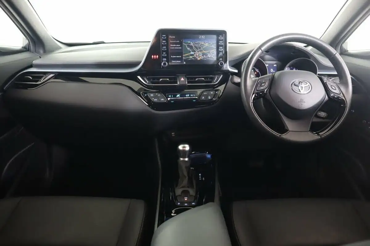 2022-toyota-c-hr-20-vvt-i-design-big-11