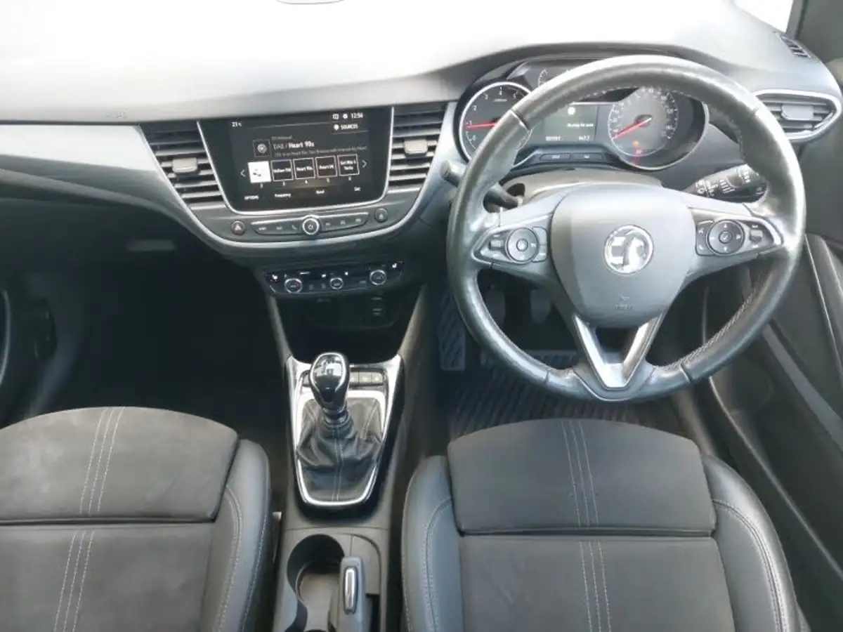 2022-vauxhall-crossland-15-ultimate-110ps-big-2