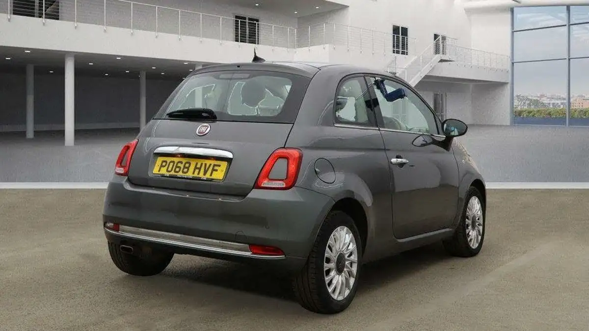 2018-fiat-500-12-lounge-big-3