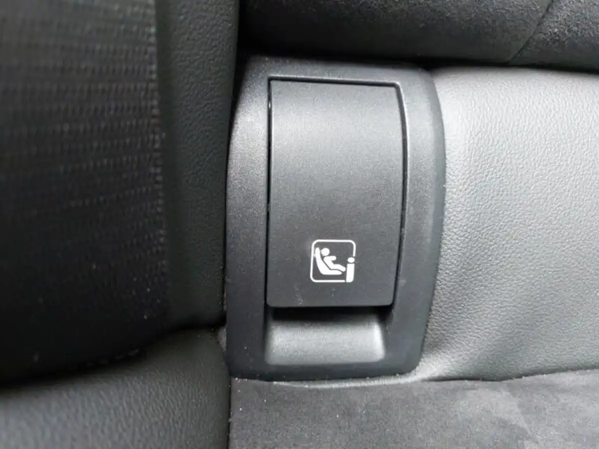 2024-bmw-3-series-20-320i-m-sport-touring-5d-big-11