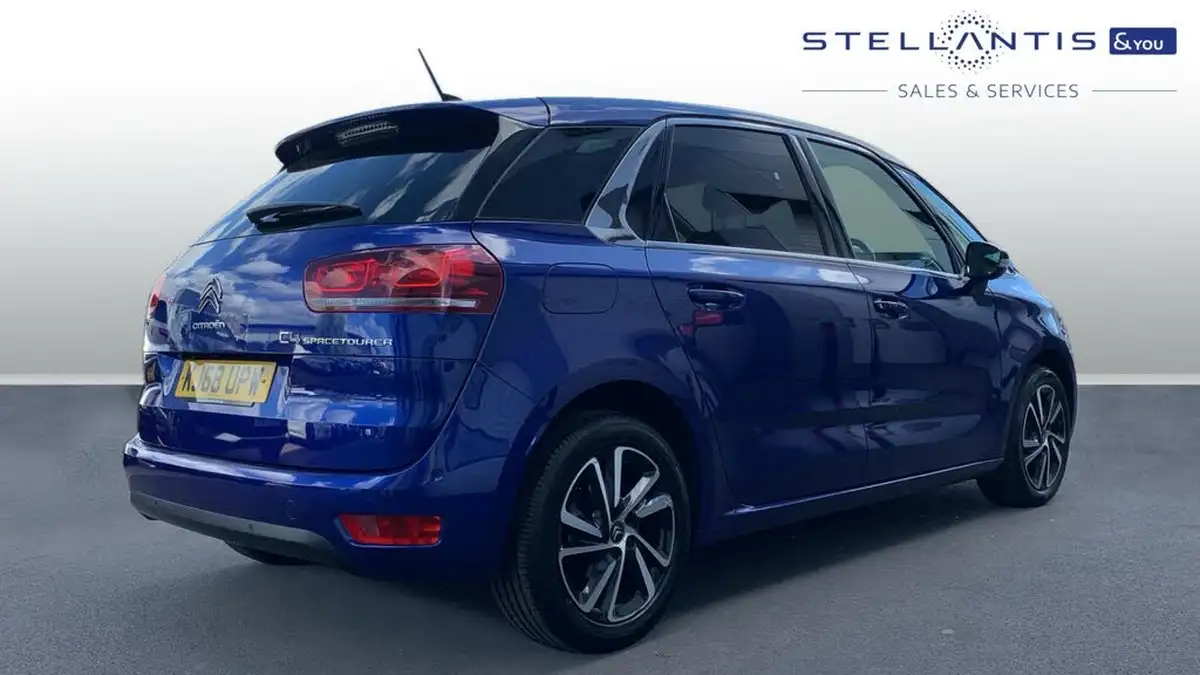2019-citroen-c4-spacetourer-15bluehdi-flair-big-2