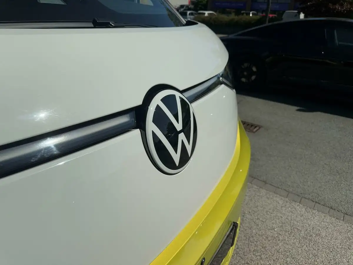 2023-volkswagen-idbuzz-e-style-standard-big-74