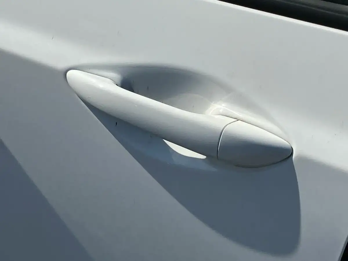 2018-hyundai-i10-10-se-66ps-big-26
