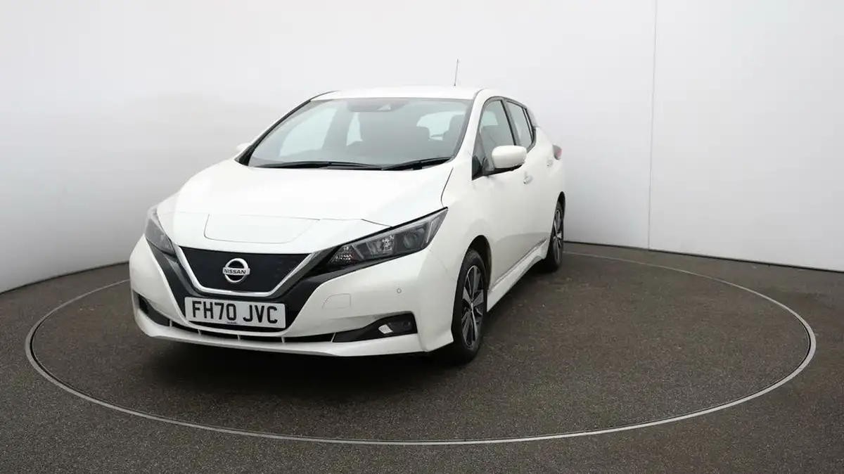 2021-nissan-leaf-e-acenta-big-36