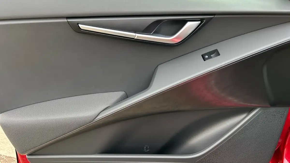 2025-kia-niro-16-gdi-4-127bhp-hev-132kwh-big-11