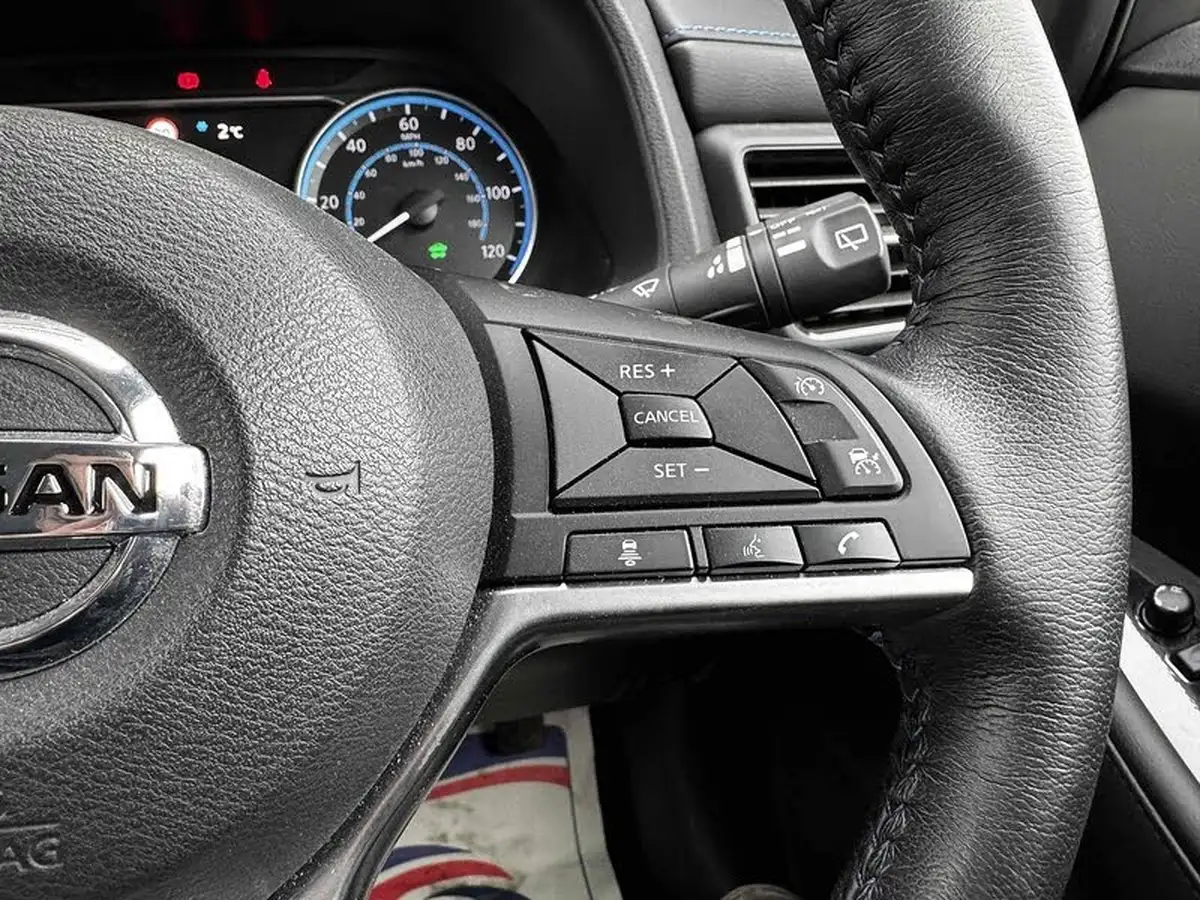 2021-nissan-leaf-e-e-n-connecta-big-44