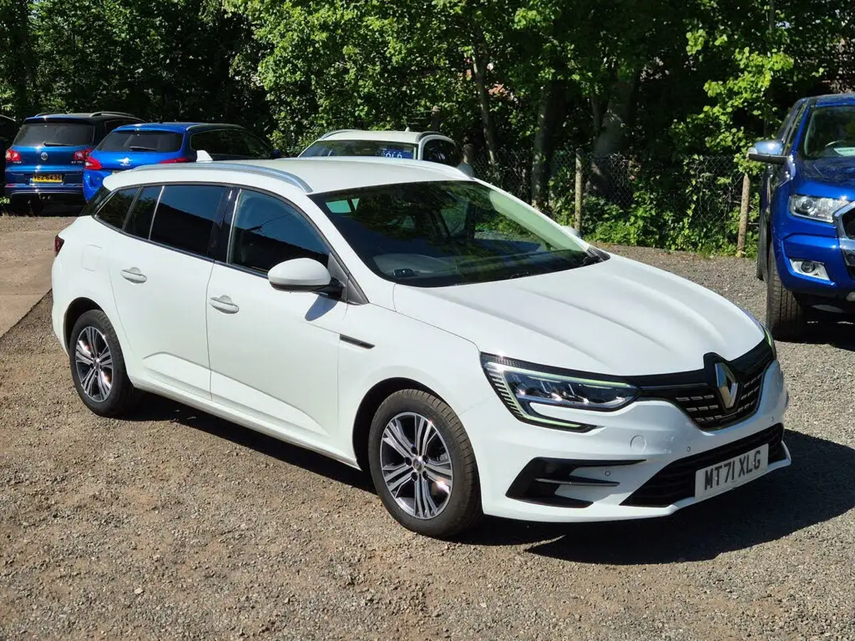 2021-renault-megane-15dci-iconic-sport-tourer-big-6