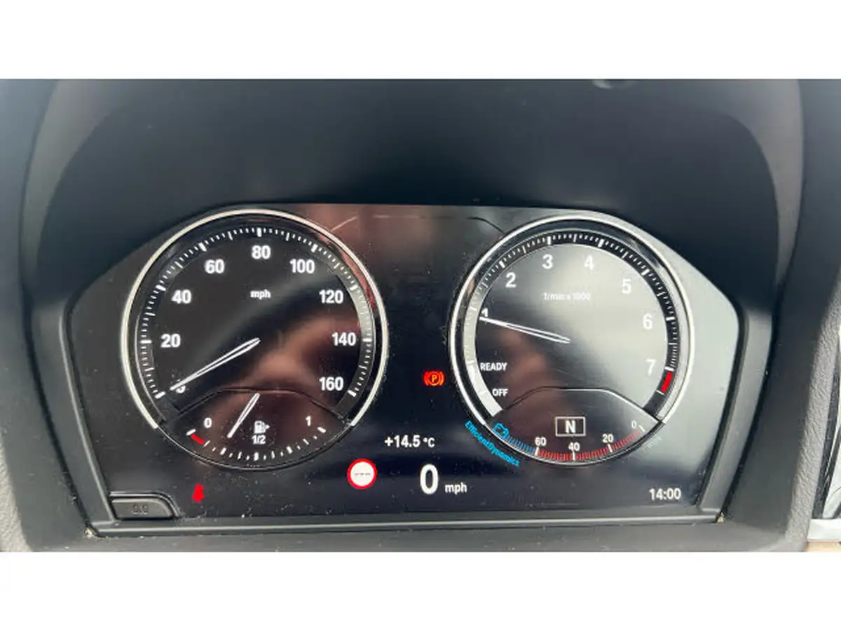 2021-bmw-x1-15-sdrive18i-xline-big-17