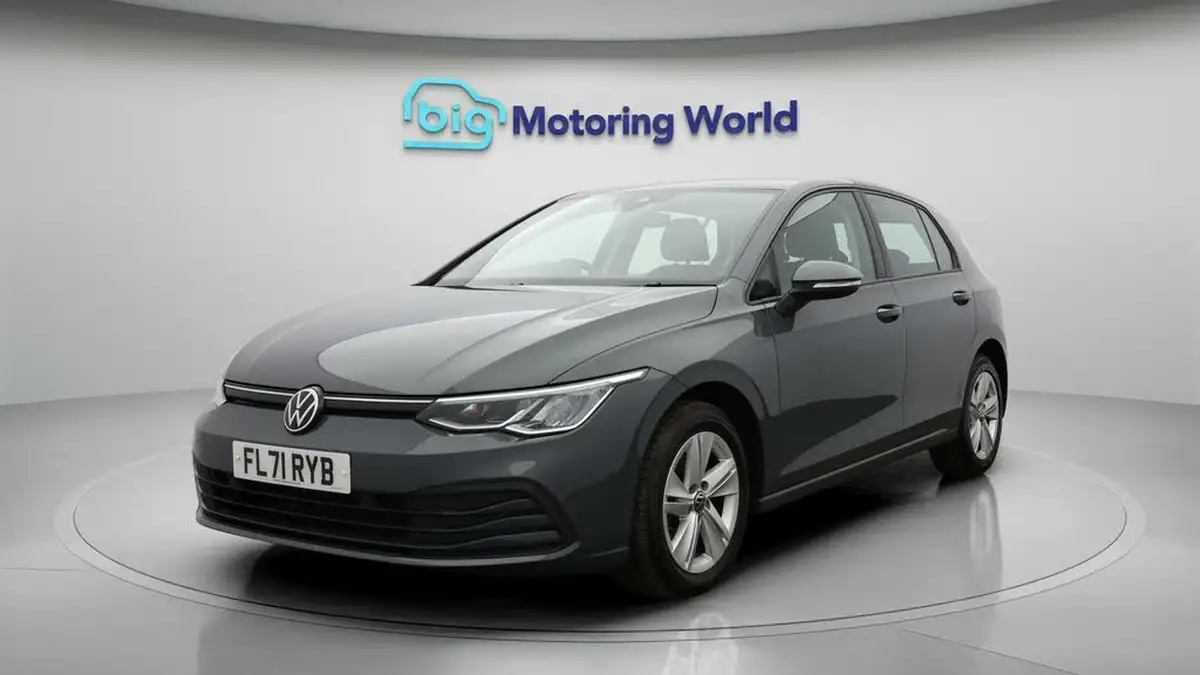2021-volkswagen-golf-15-etsi-life-150ps-hatchback-big-2