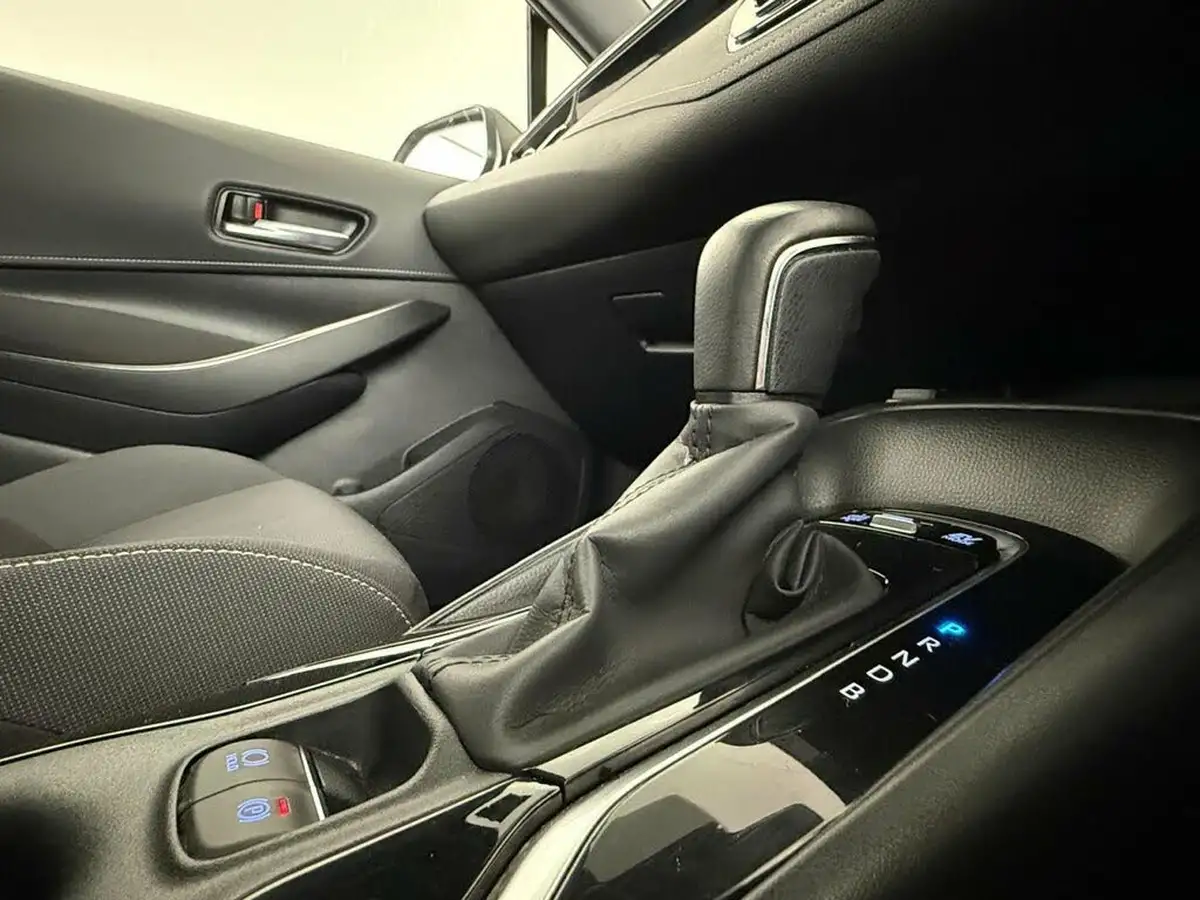 2022-suzuki-swace-18-sz-t-big-33