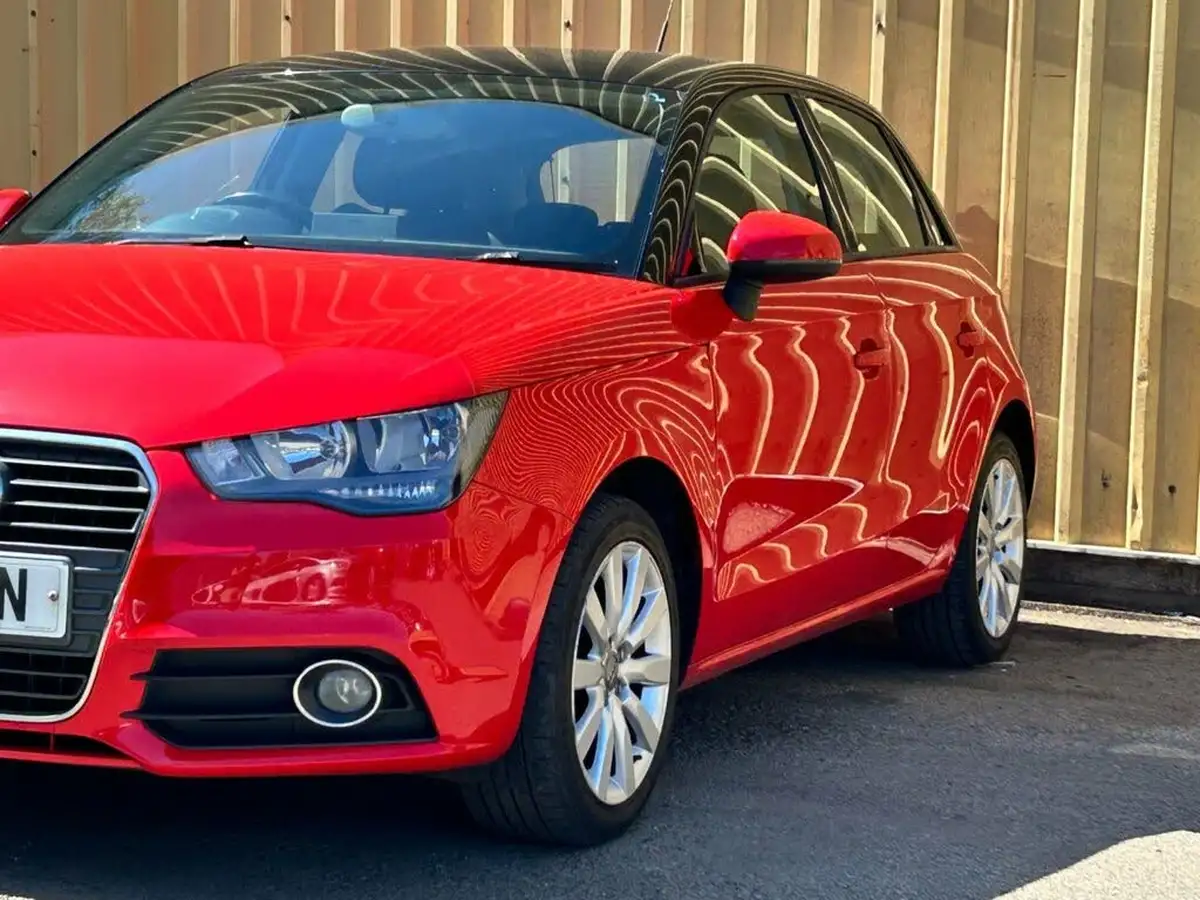 2013-audi-a1-14-tfsi-122ps-sportback-5d-1390cc-big-4