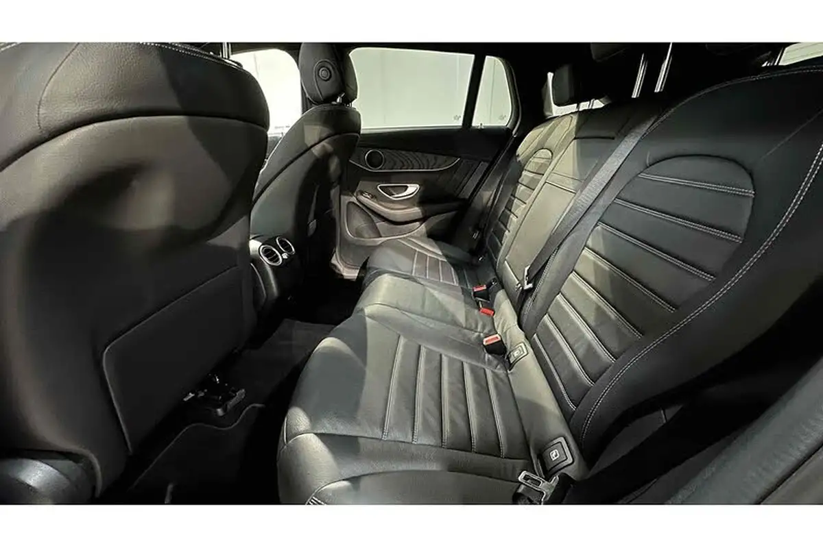 2022-mercedes-benz-eqc-e-eqc-400-amg-line-premium-plus-big-22