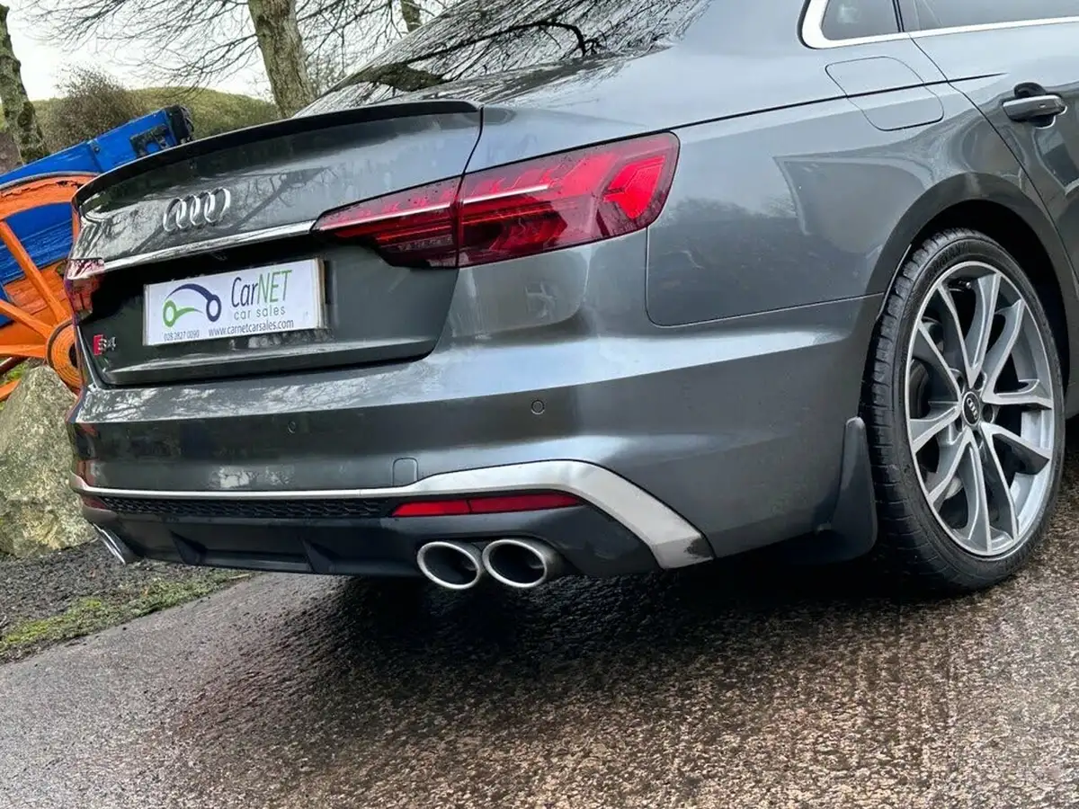 2022-audi-s4-big-37