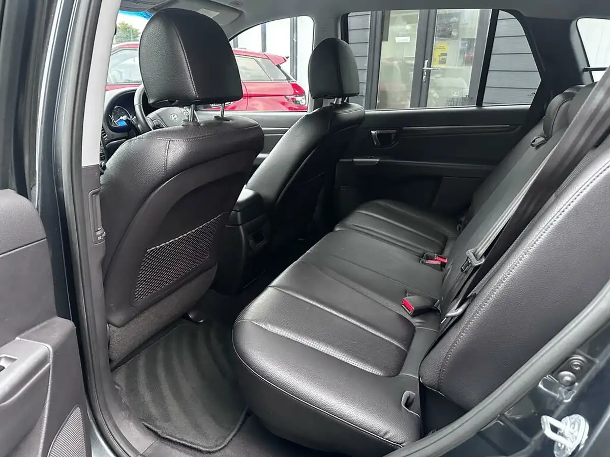 2012-hyundai-santa-fe-22td-premium-5st-big-21