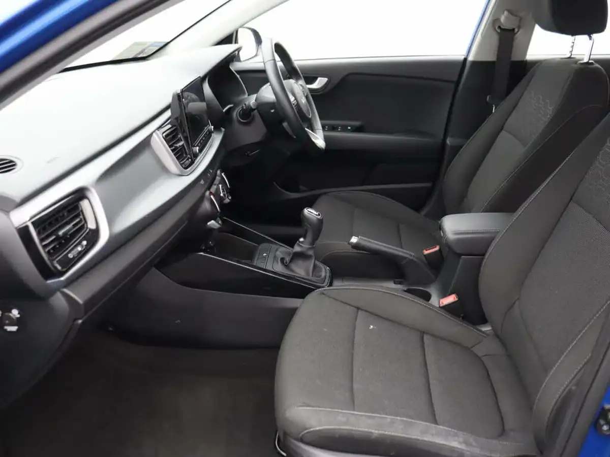 2022-kia-rio-10-t-gdi-2-big-12