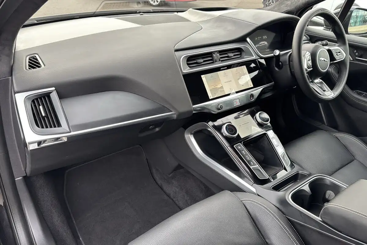 2024-jaguar-i-pace-ev400-r-dynamic-hse-black-big-10