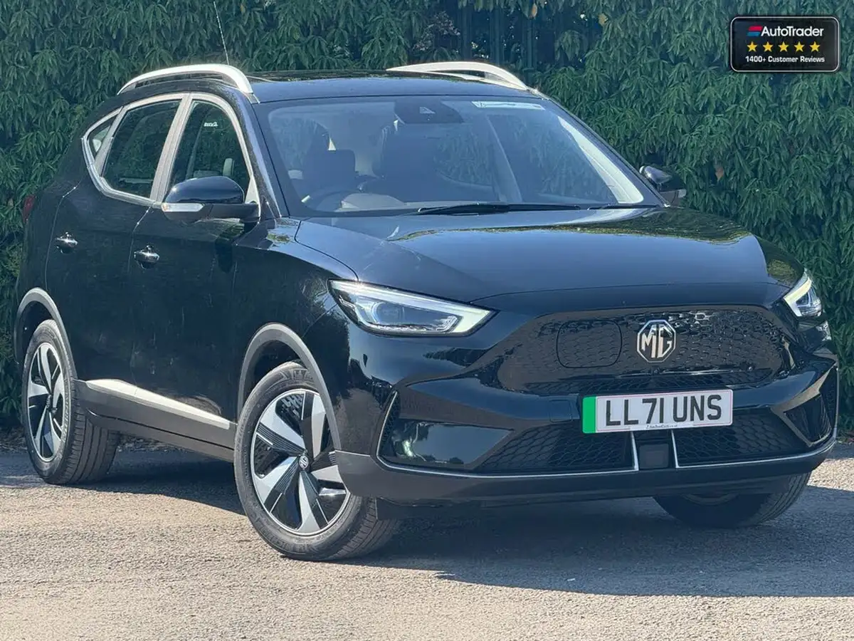 2021-mg-zs-suv-e-trophy-ev-big-30