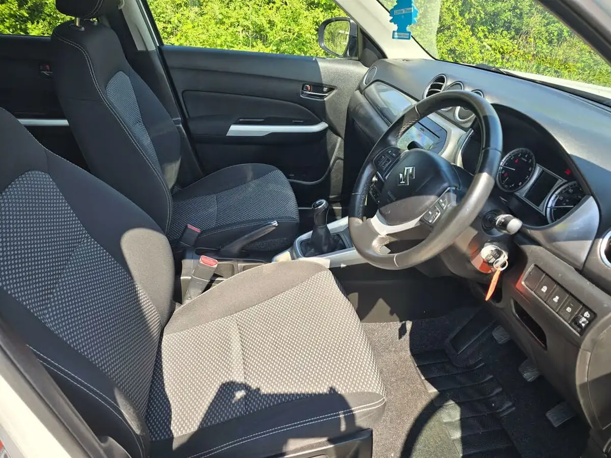 2018-suzuki-vitara-16-sz-t-big-33