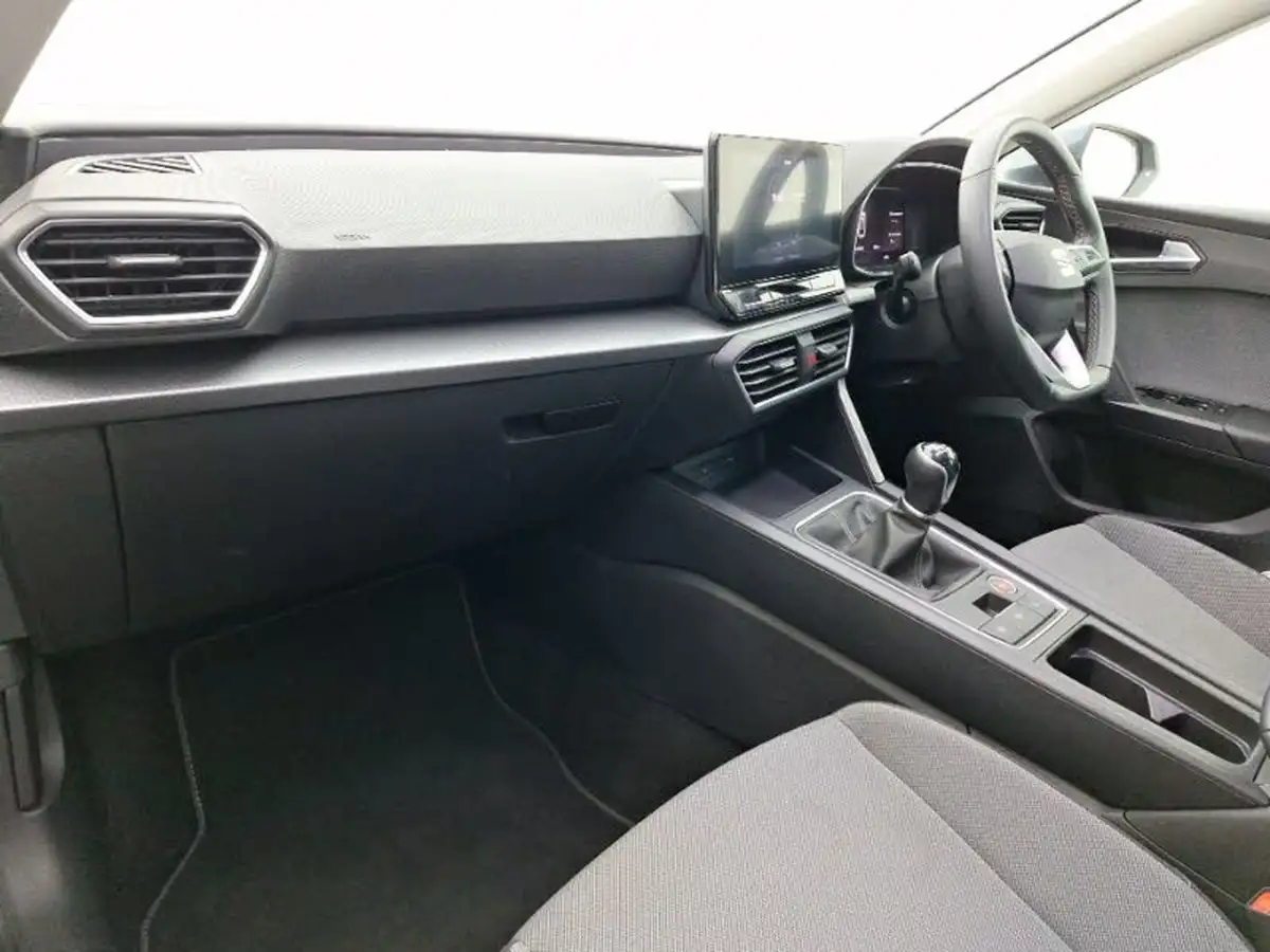 2024-seat-leon-10-tsi-evo-se-dynamic-estate-big-4