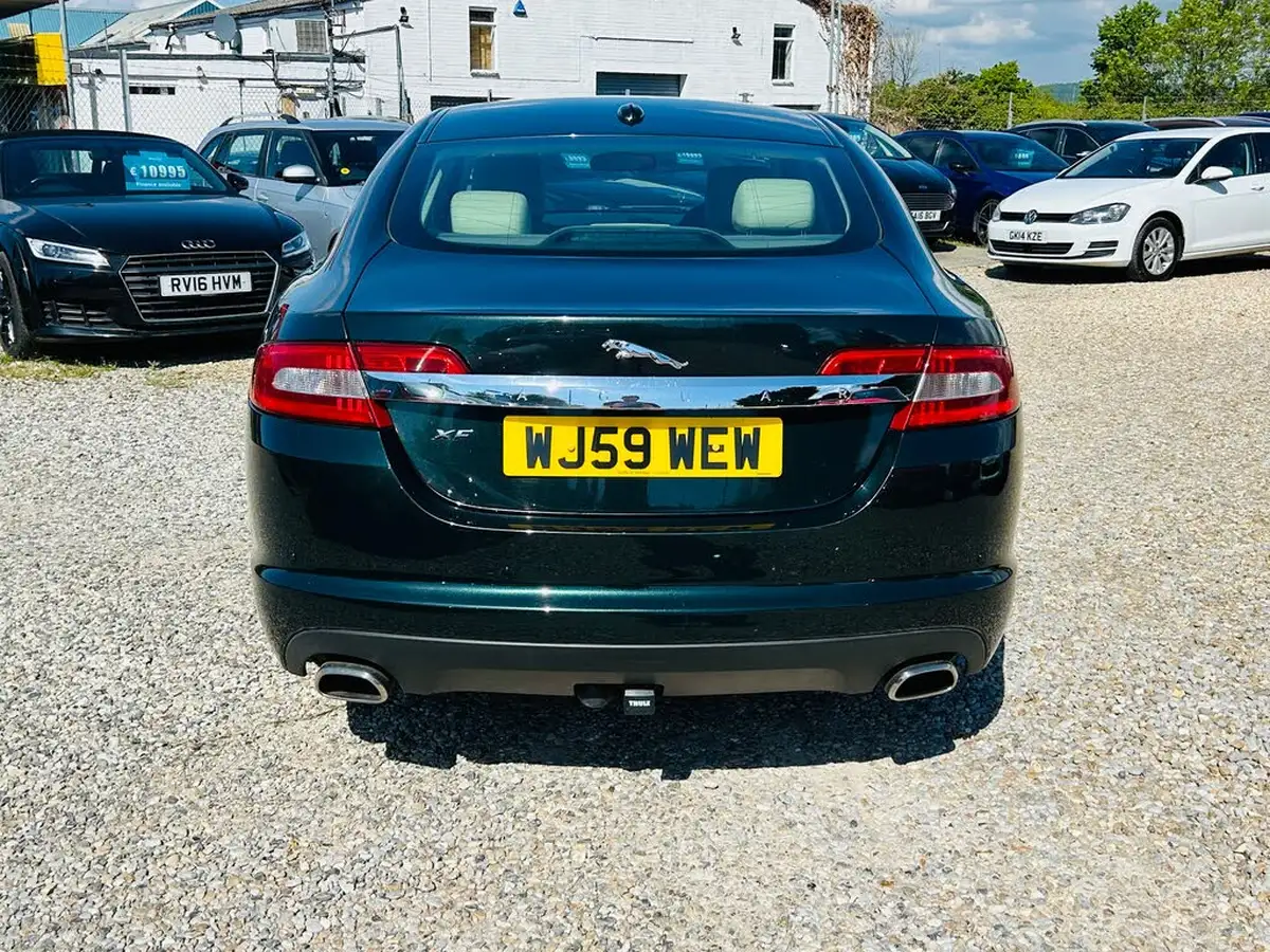 2009-jaguar-xf-30td-luxury-big-8