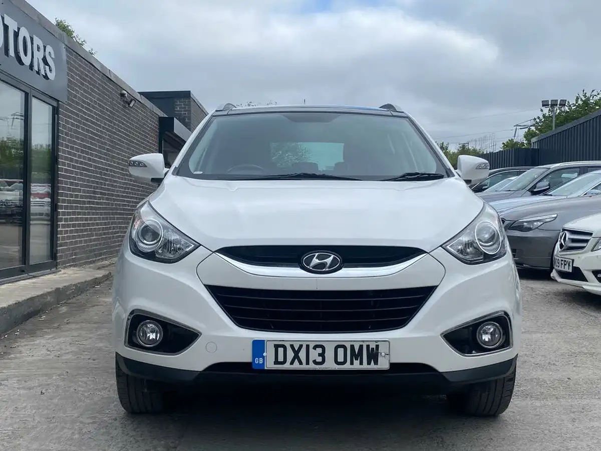 2013-hyundai-ix35-17td-premium-16v-2wd-big-1
