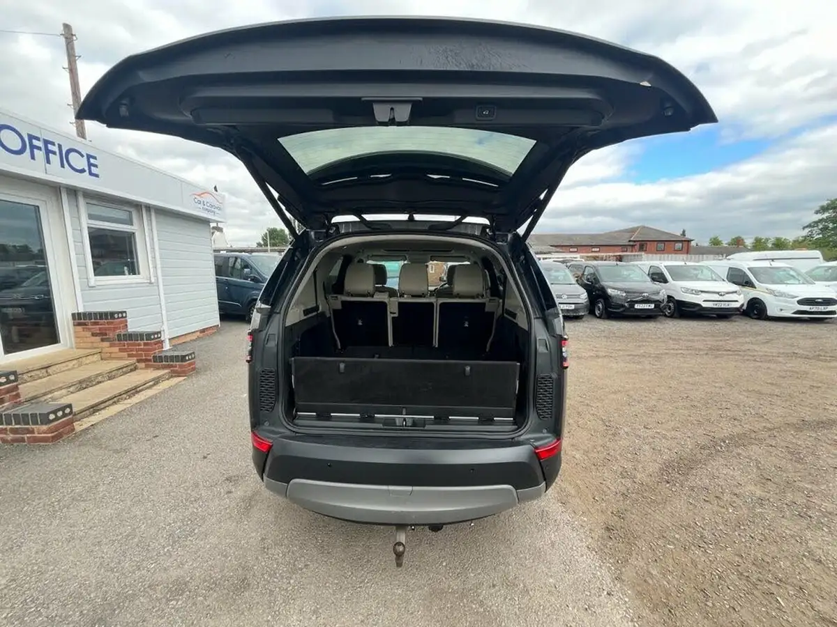2017-land-rover-discovery-30td6-se-259ps-awd-station-wagon-5d-auto-big-16