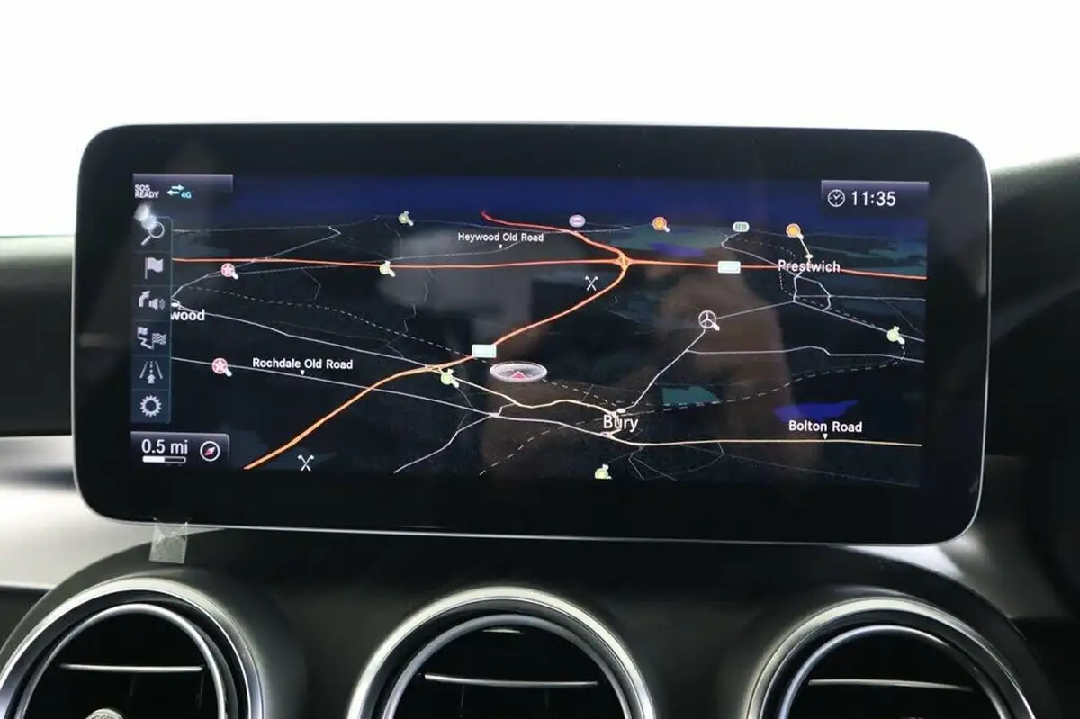 2019-mercedes-benz-c-class-15-c200-amg-line-ss-saloon-4d-big-31