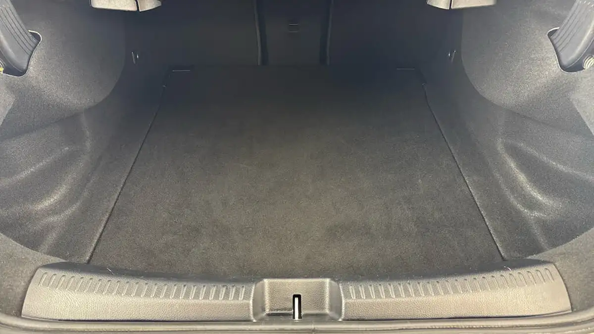 2022-mercedes-benz-cla-13-cla-180-amg-line-premium-plus-coupe-4d-big-14