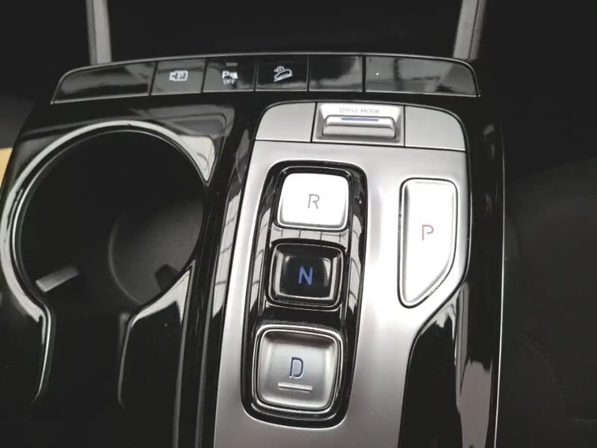 2021-hyundai-tucson-16-t-gdi-se-connect-230ps-hybrid-auto-big-15