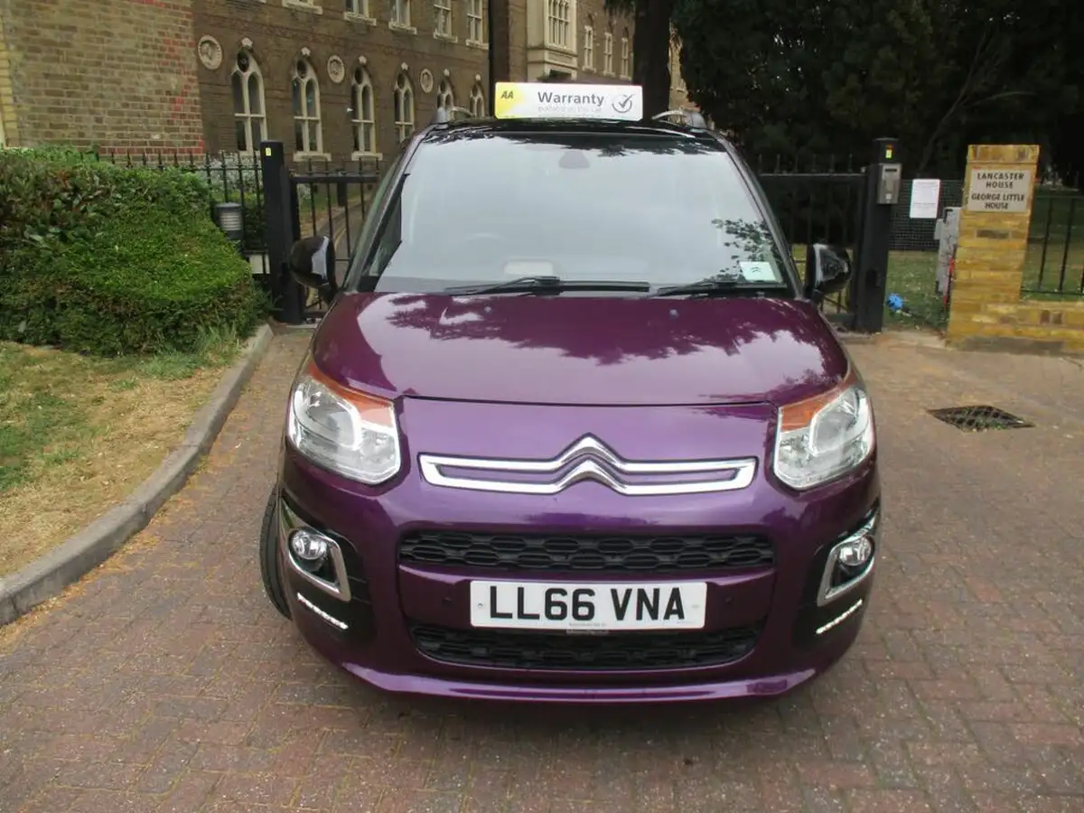 2016-citroen-c3-picasso-12-puretech-platinum-big-2