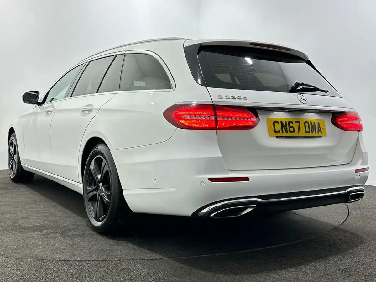 2017-mercedes-benz-e-class-20d-e220d-se-ss-estate-5d-big-48