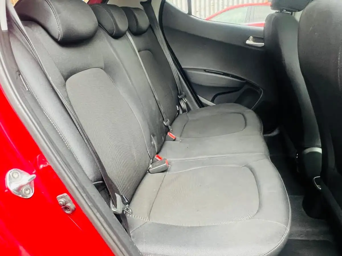 2017-hyundai-i10-10-premium-big-18