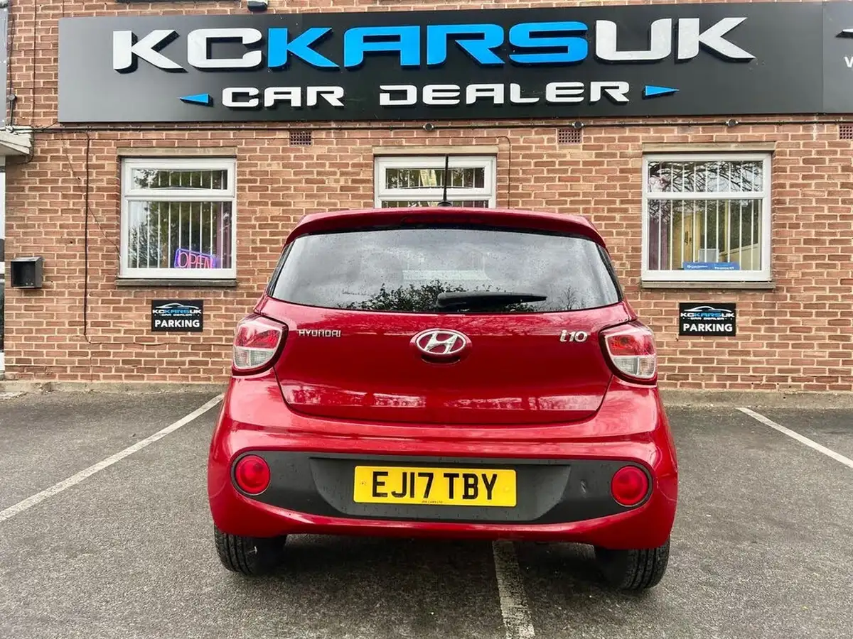 2017-hyundai-i10-10-premium-big-66