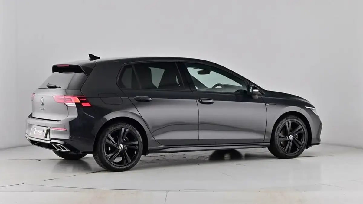 2022-volkswagen-golf-15-tsi-r-line-130ps-hatchback-big-75